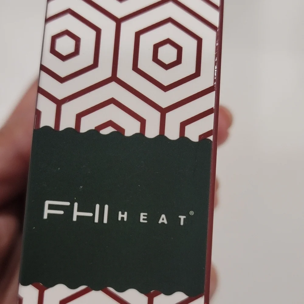 NEW FHI Heat Detangling Hair Brush Mini in Holly Chrome Special Edition